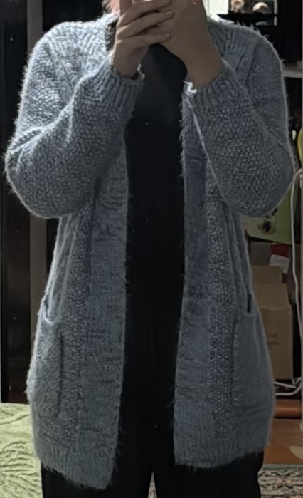 Продам кофту вязаную