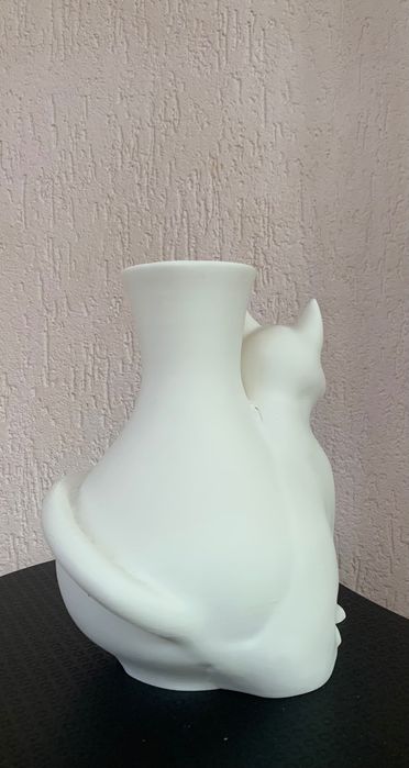 Vază albă 3D - design unic, se pot realiza si alte modele la comanda!