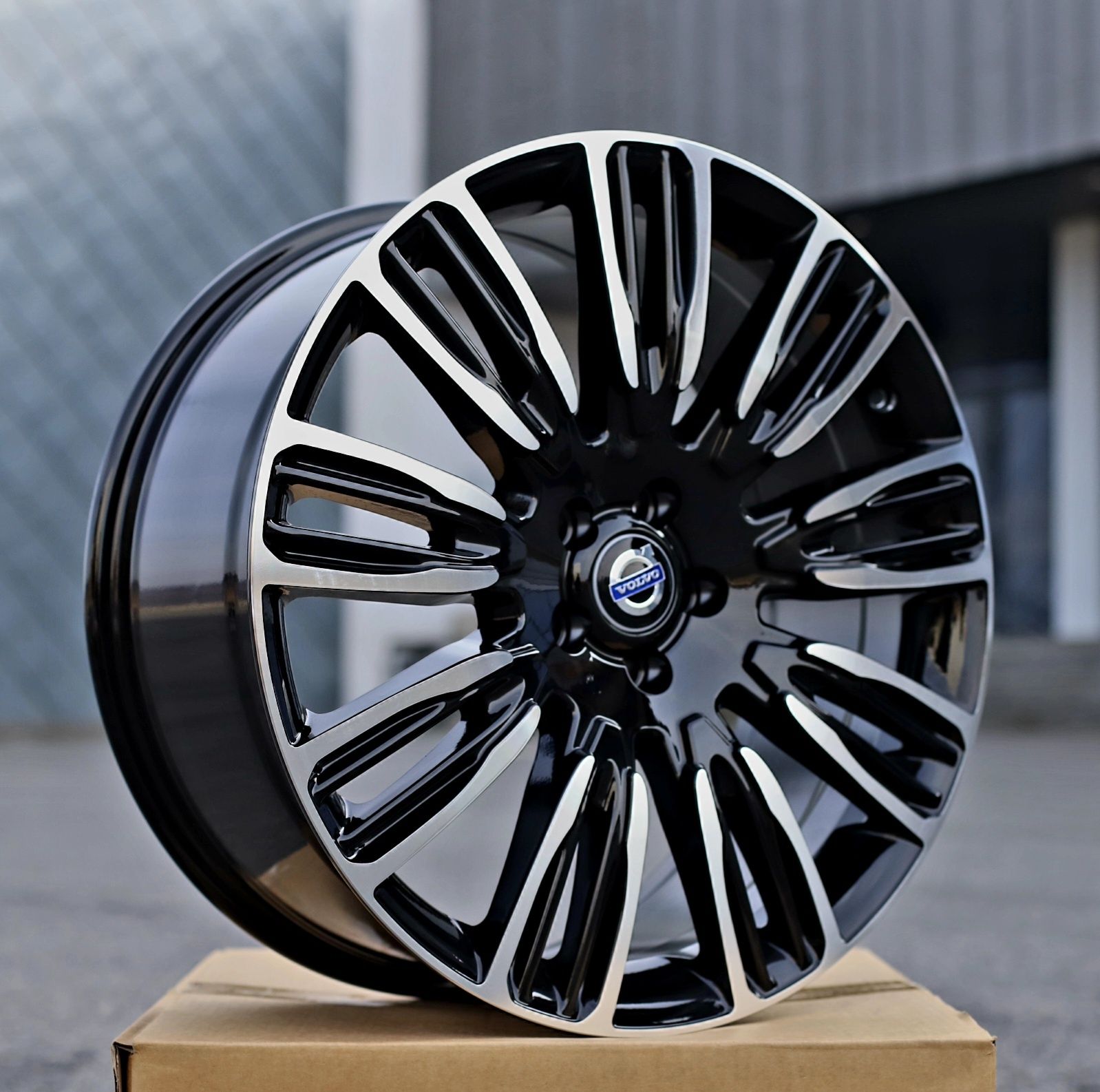 Jante Volvo R20 Diamond Cut