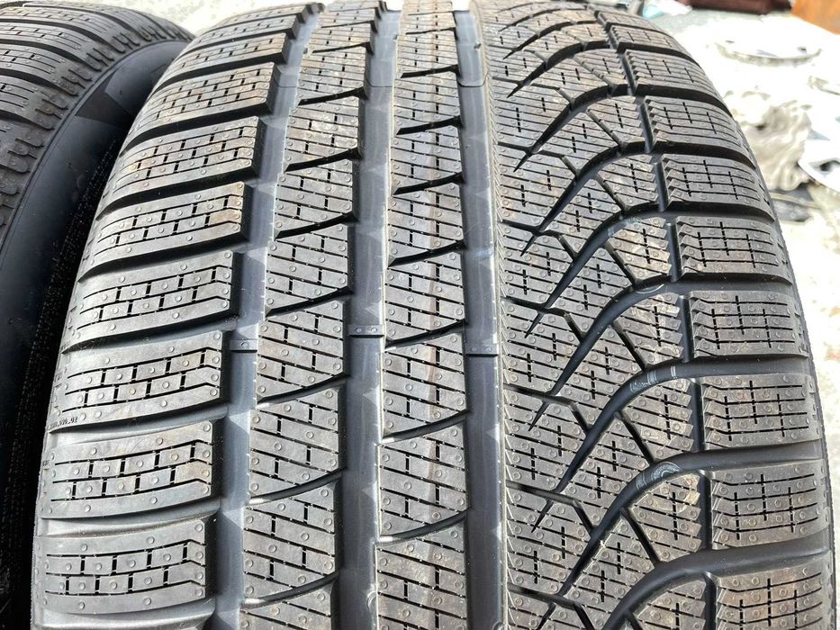 285/40/19 Pirelli PZero Winter TO Elect PNCS Dot 2022 TESLA S Нови