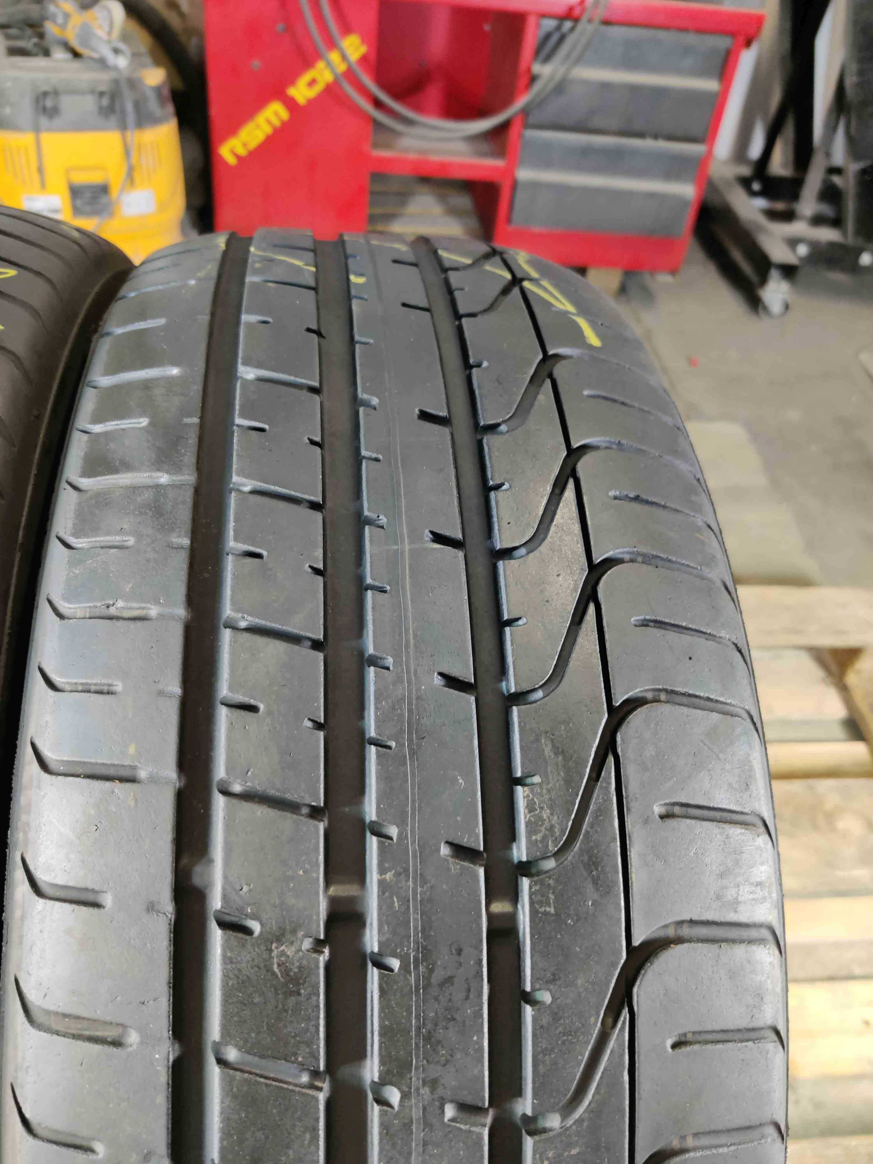 SET 2 Anvelope Vara 235/50 R19 PIRELLI P Zero 99W