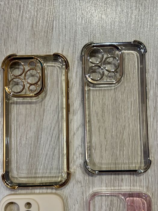 Продавам Кейсове iphone 15pro