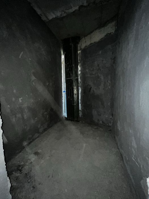 Яшнабад метро Алмас 3х 82м2 за 65000$