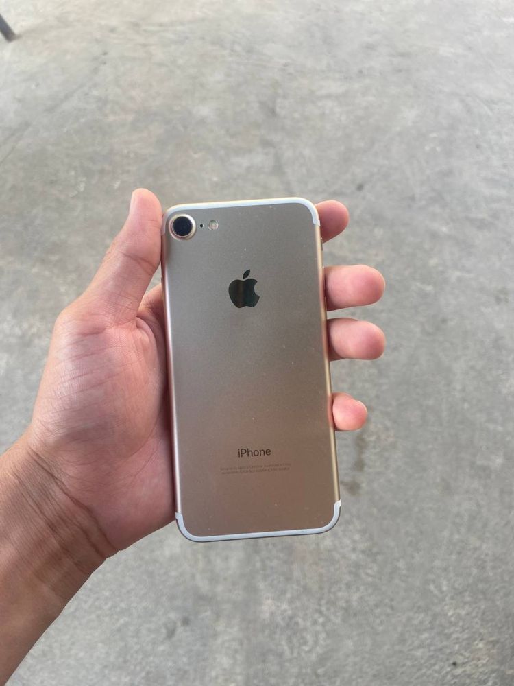 iPhone 7 gold, 32gb