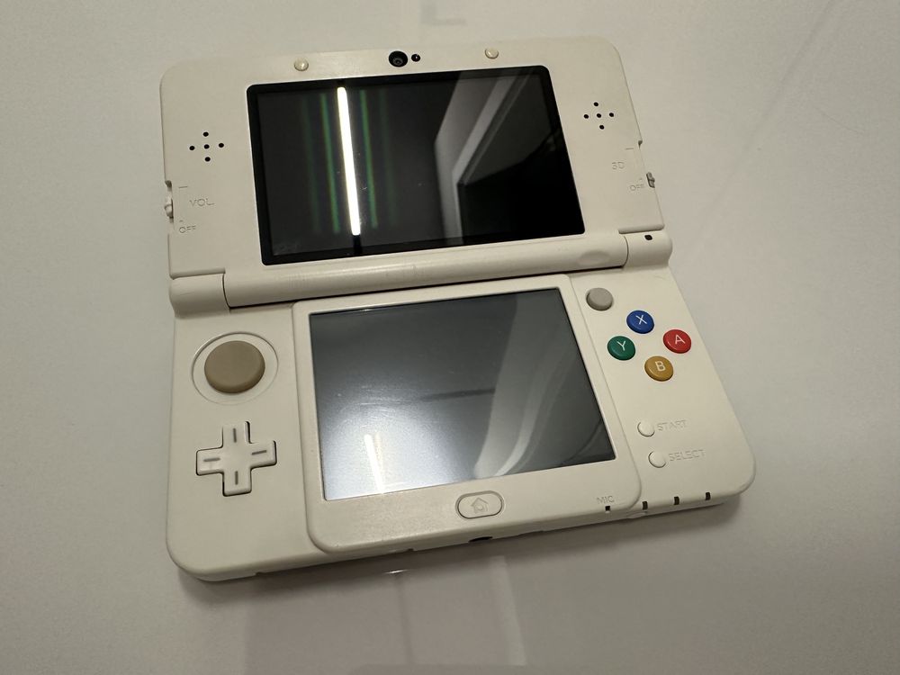 Nintendo New 3DS Luigi Edition