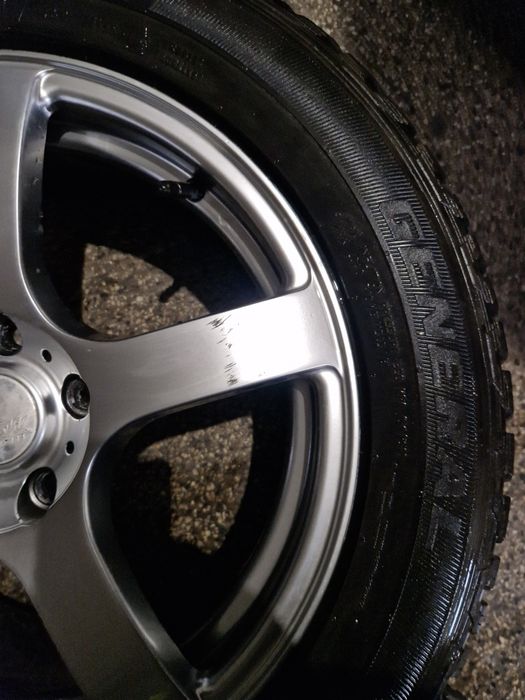 17цолови джанти 5х114.3 с гуми 215 60 17