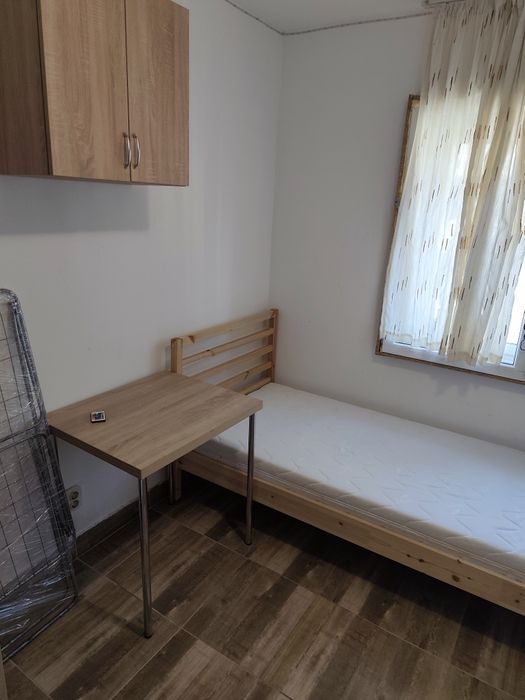Proprietar vând garsonieră