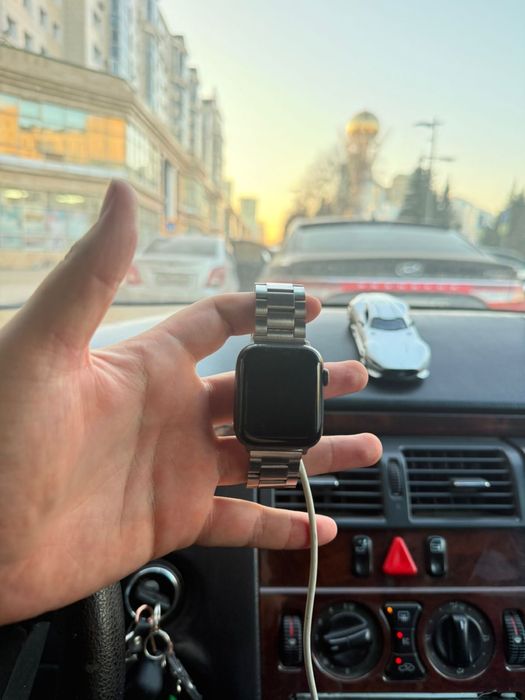 Продам apple Watch se 2