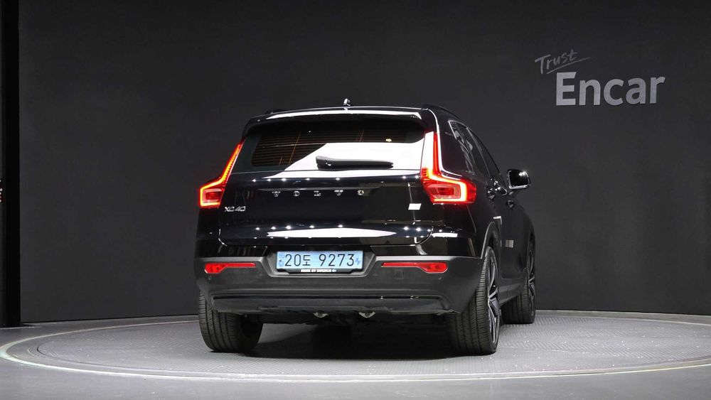 Volvo XC40 Twin   27