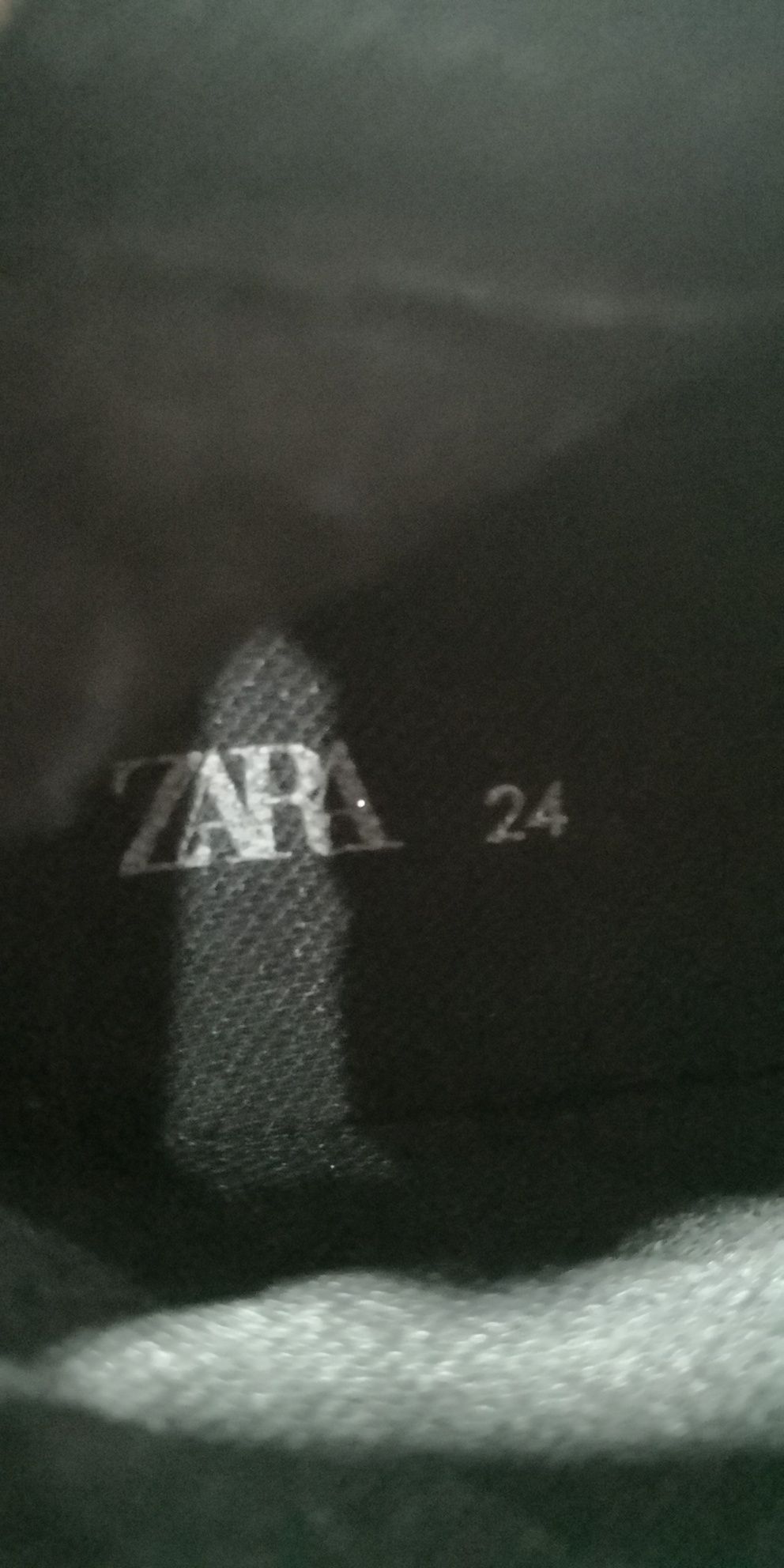 Ghete Zara 24 băieți.