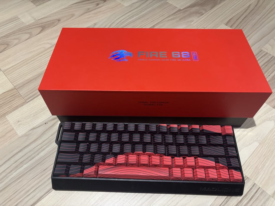 Геймърска механичка клавиатура Madlions FIRE68 Ultra black 8k RGB