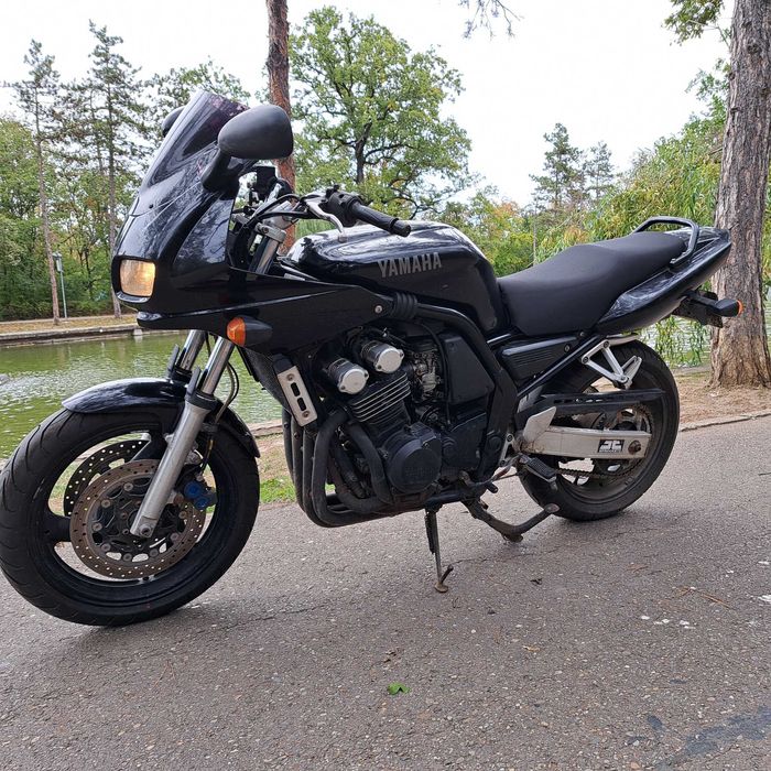 Yamaha FZS 600 , 95 cp, 1999 , impecabila