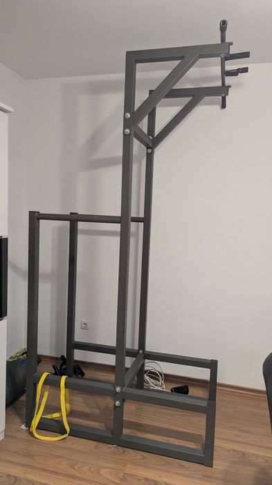 Комбиниран уред за набирания и кофички (лост + успоредка)