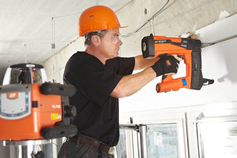 Spit pulsa 800  пистолет такер бетон метал