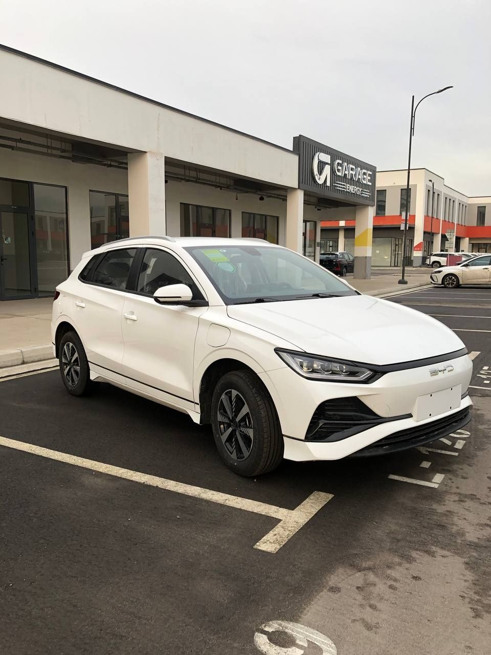 BYD E2  Luxury продаётся Таер 15 минутда олиб кетасиз