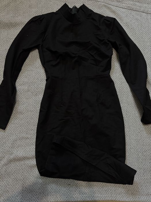 Платье коктельное офисное футляр