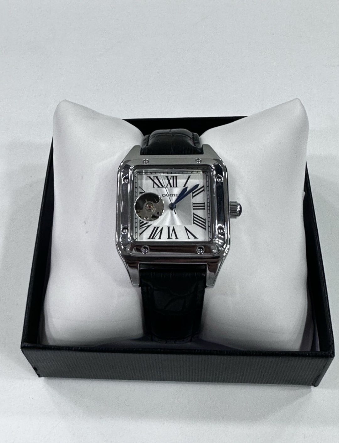 CARTIER MEXANIC soati sotiladi