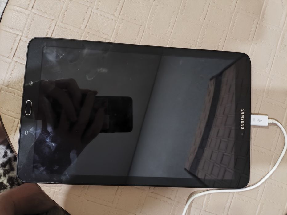 Продам Samsung TAB E