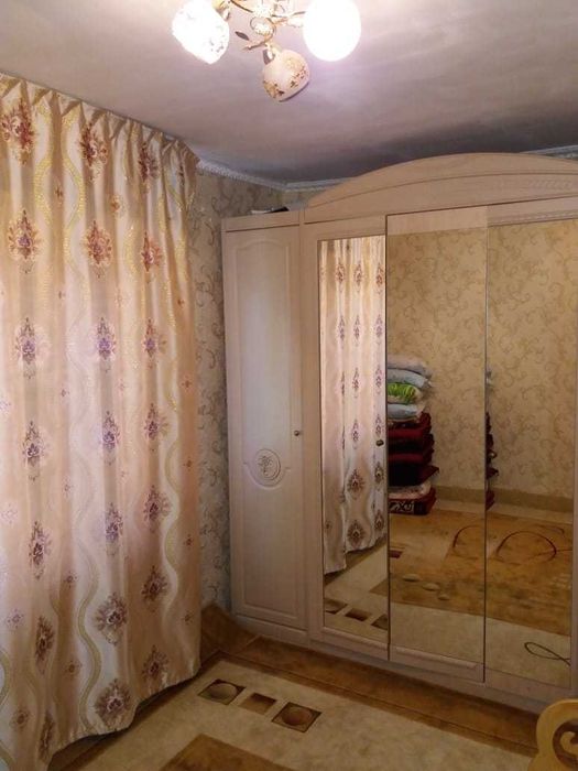 продается дом на первом участке