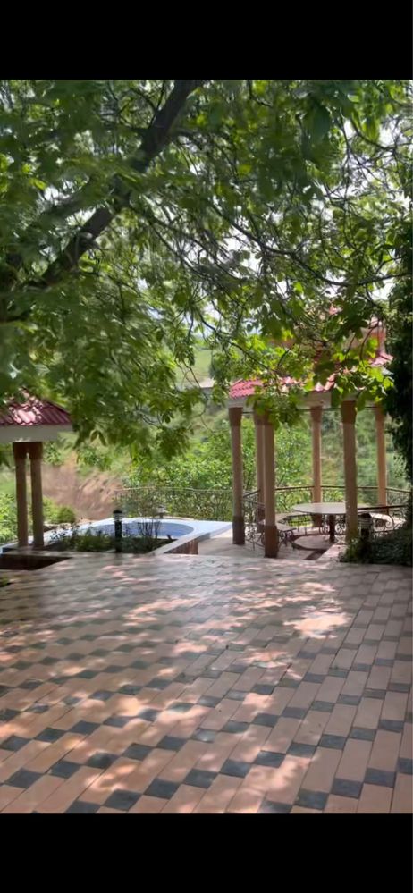 dacha sotiladi 30 sotixli o’zimizni joy to’liq malumot tel orqali