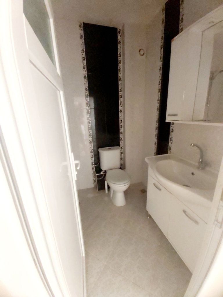 Продава се Двустаен апартамент в Рудозем - 65 кв.м за 693 €/кв.м - Снимка #2