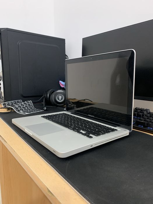 Продается Макбук про