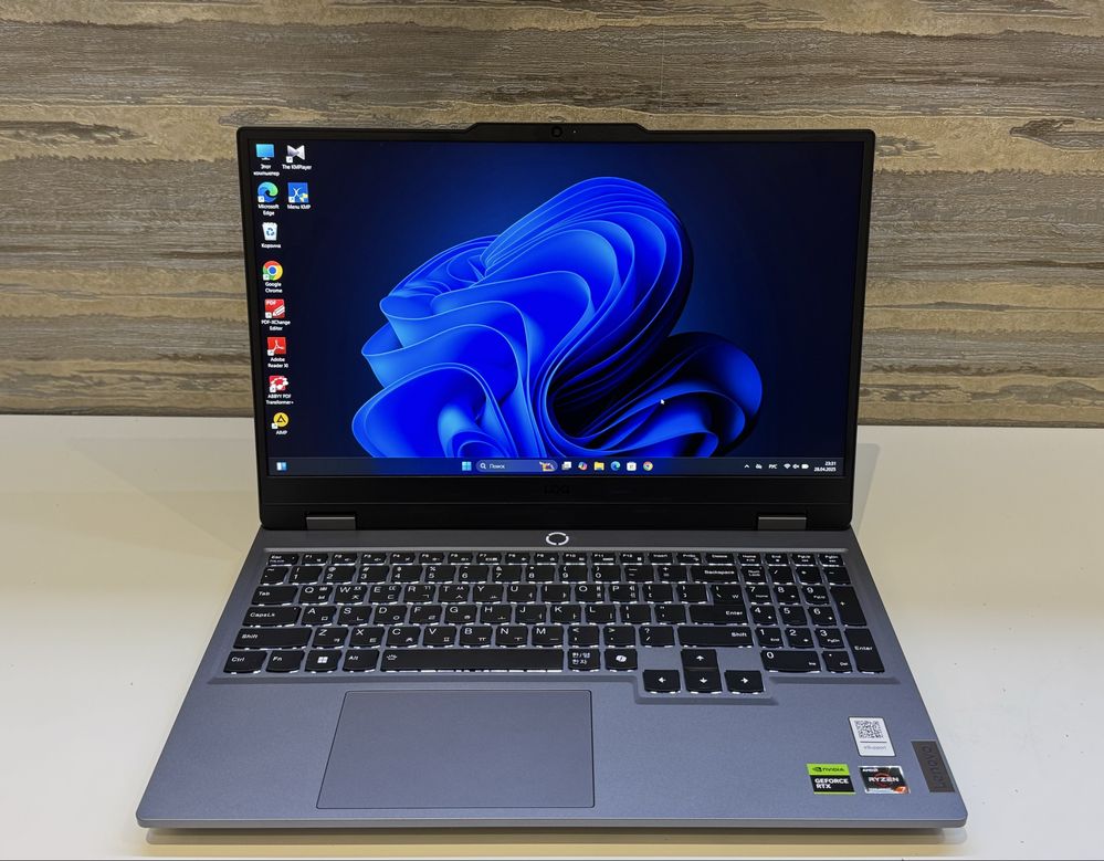 Lenovo LOQ 15ARP9 / 12 GB DDR5
