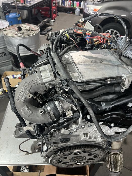 Motor  N57D30C  381 cp complet cum se vede in poze