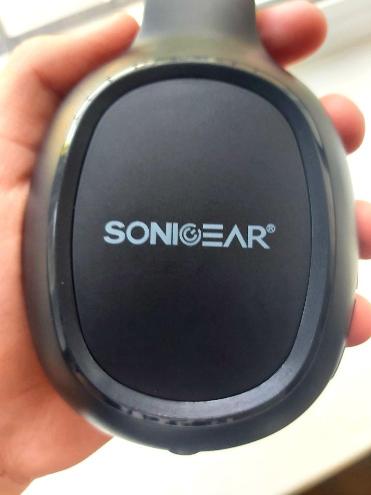 Продам Наушники SONYGEAR