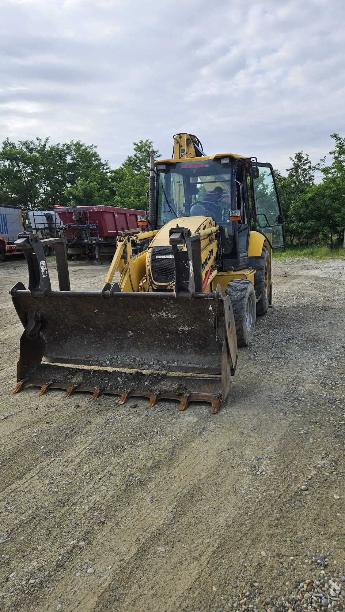 Vand/SCHIMB Buldoexcavator KOMATSU WB93R