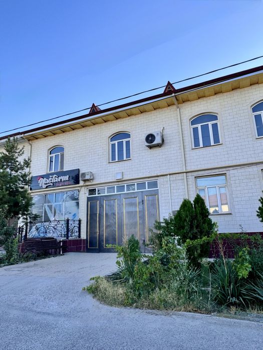 Люкс даражада таъмирланган 2 қаватли ховли Навоий шаҳрида сотилади