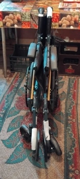 Carucior persoane cu probleme ,stare f buna