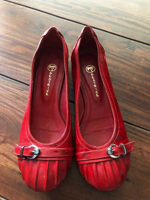 Beatrice Лачени балерини/пантофки от еко кожа на нисък ток