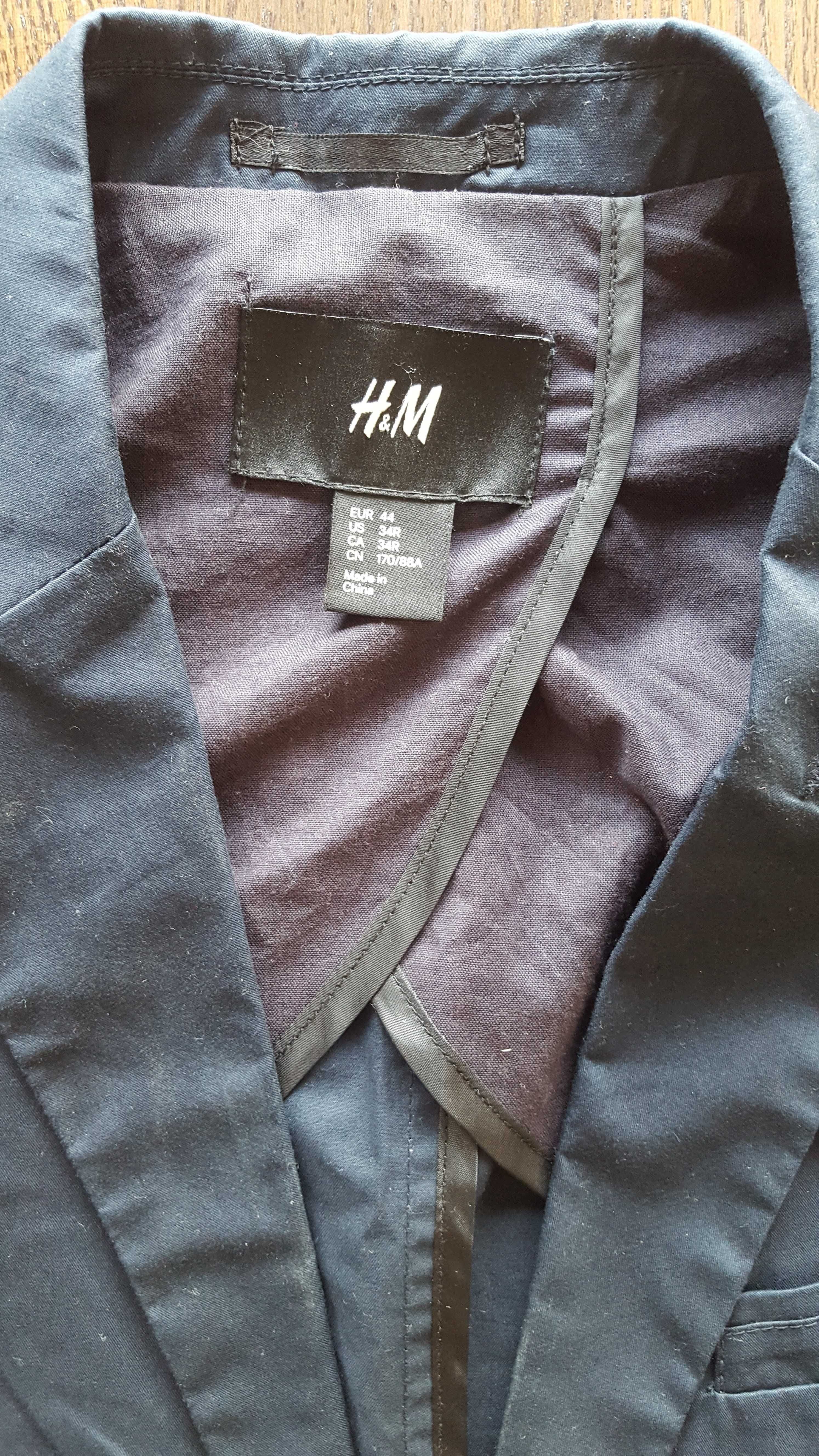 Мъжко сако на H&M