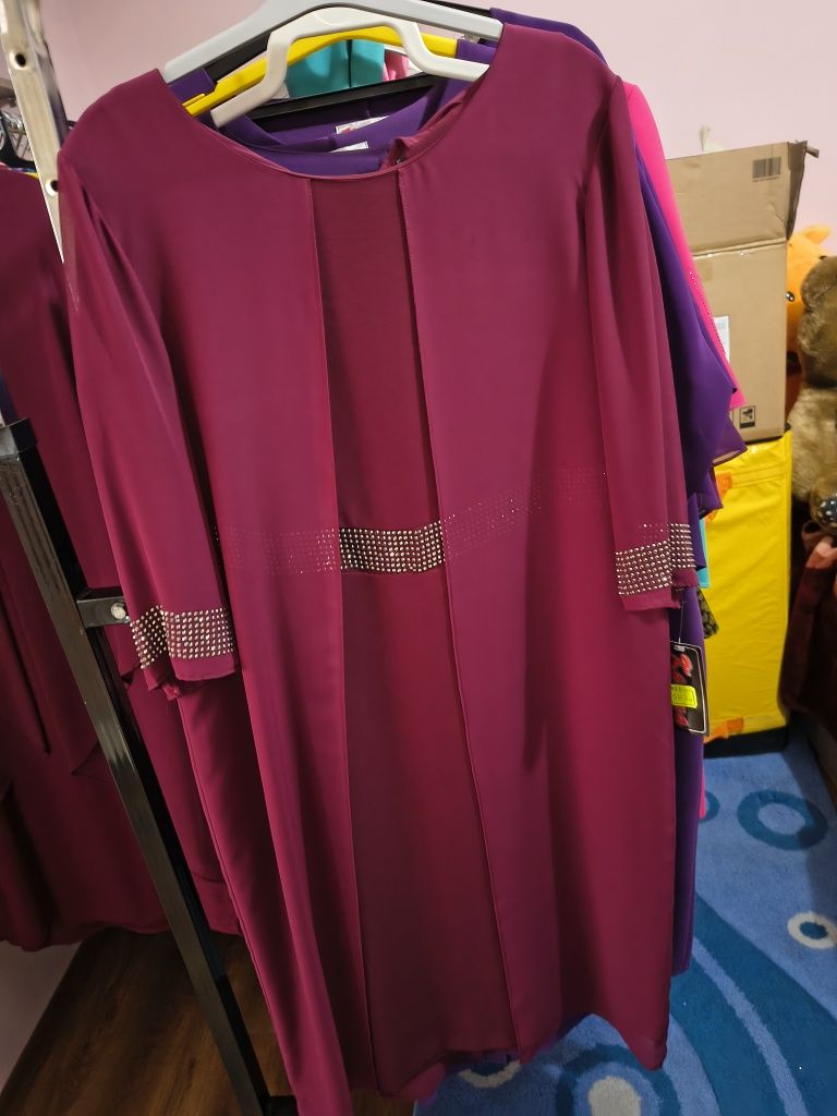 Rochie voal, nouă, grena, mărimea 44