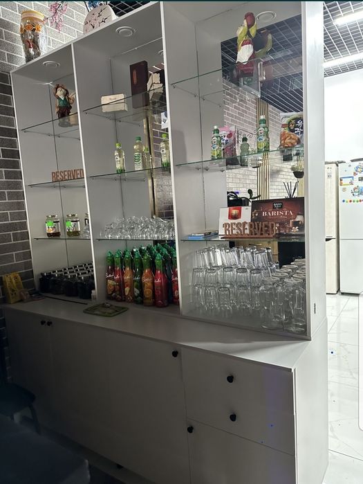 Барный шкаф белый