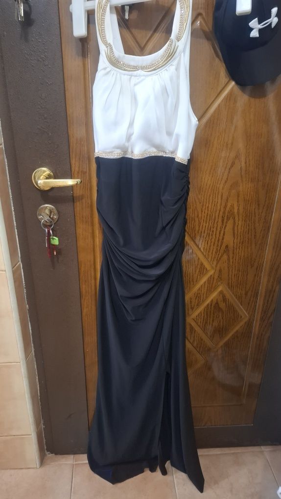 Vand rochite elegante