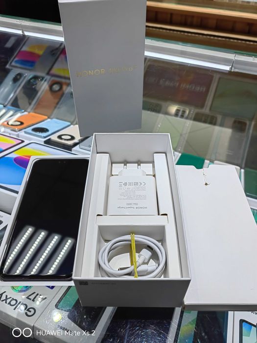 Honor 400 Pro 12/512GB в отличном состояни полный комплект с гарантией
