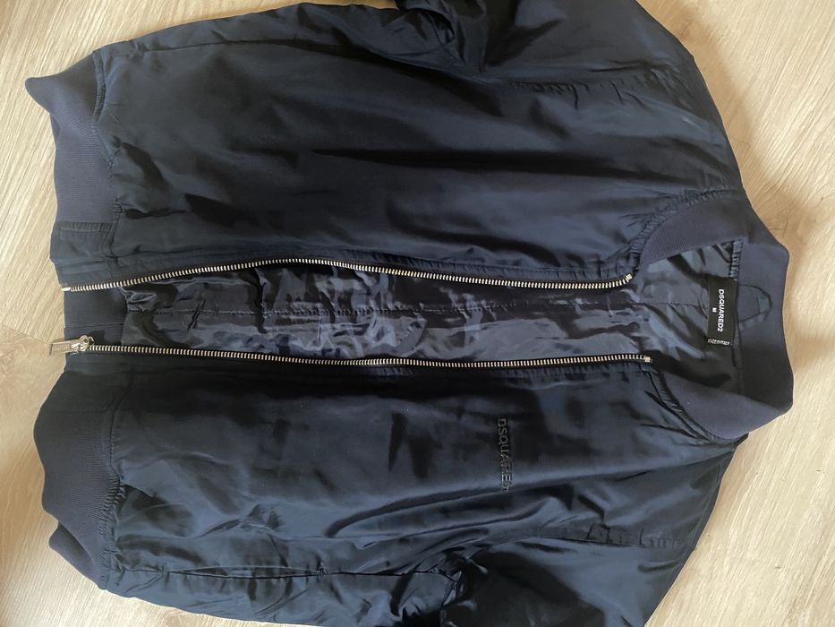 Оригинален Dsquared2 бомбер – мъжко яке М размер перфектно състояние