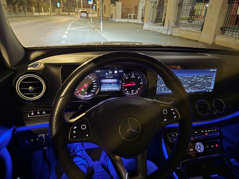Mercedes E klasse ALL-TERRAIN, service doar la Mercedes