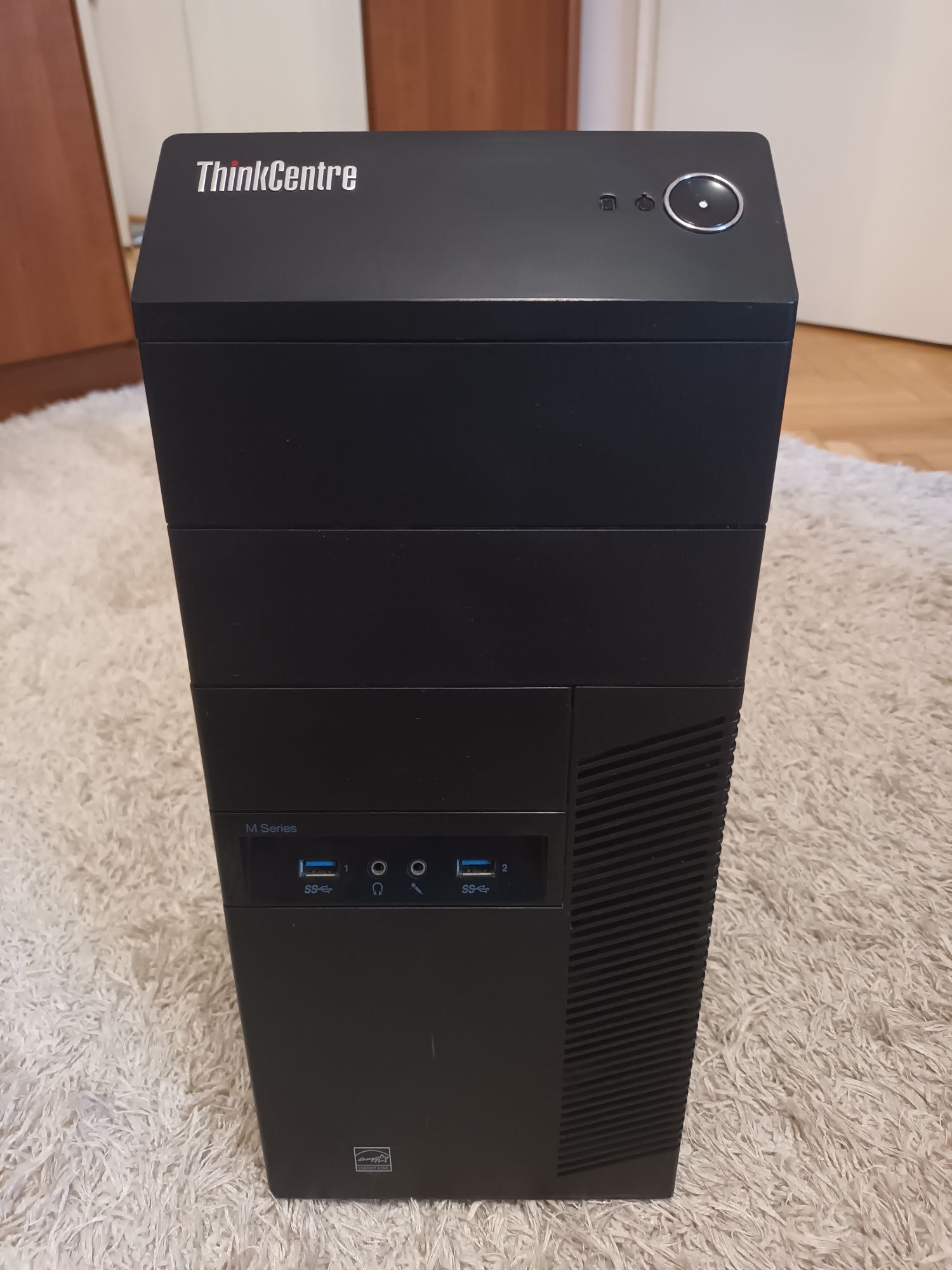 Компютър / Lenovo / ThinkCentre \ M83