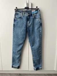 Мужские джинсы узкие S