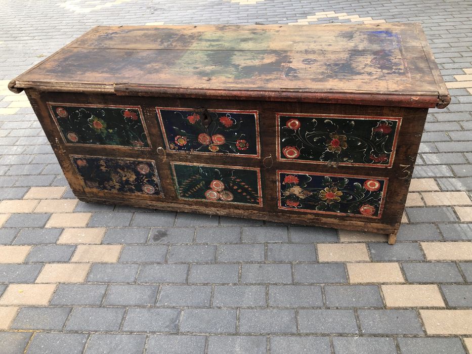 Ladă săsească vechi