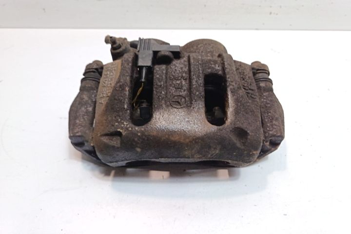Etrier fata stanga A6394210698 Mercedes-Benz Vito W639