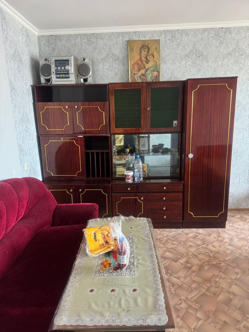 Продам однокомнатную квартиру у/п на 3а мкр.
