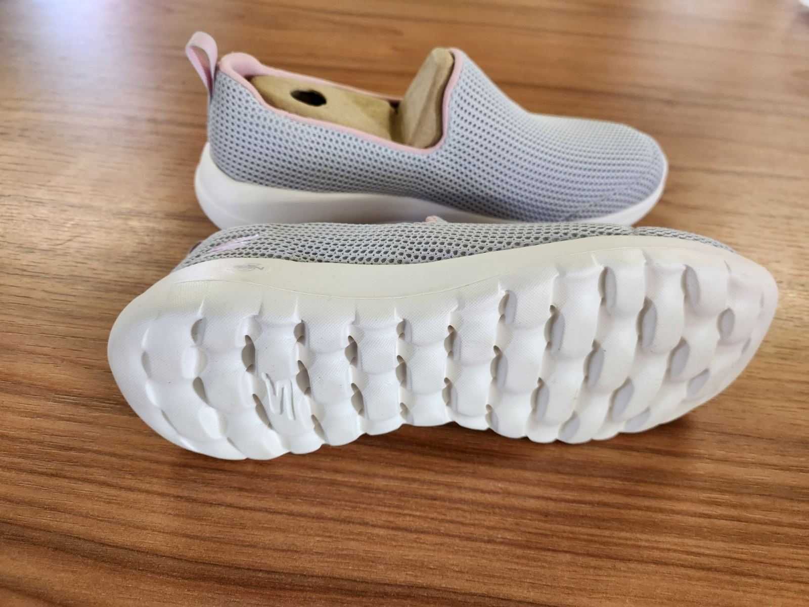 Спортни обувки SKECHERS Performance