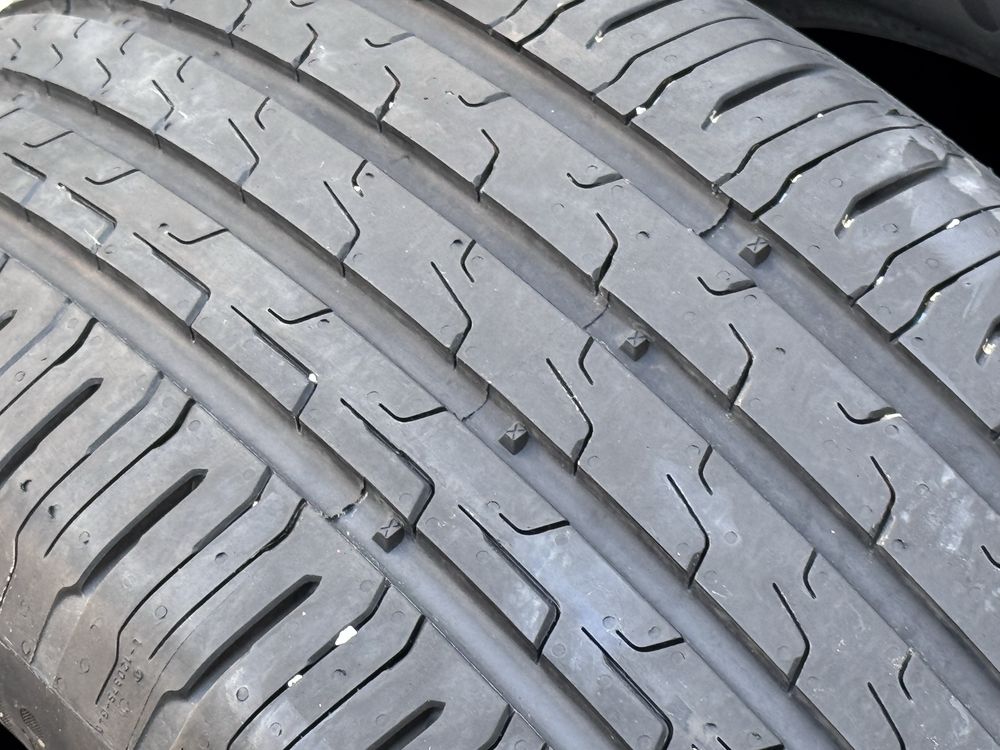 215/50/R18 Continental EcoContact6 4бр летни dot0520 5-6mm
