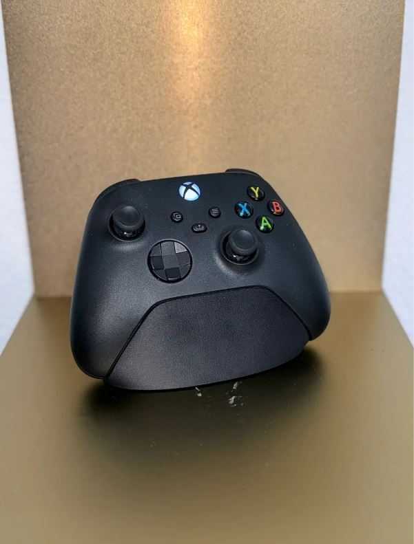 Xbox / PS5 controller stand / support