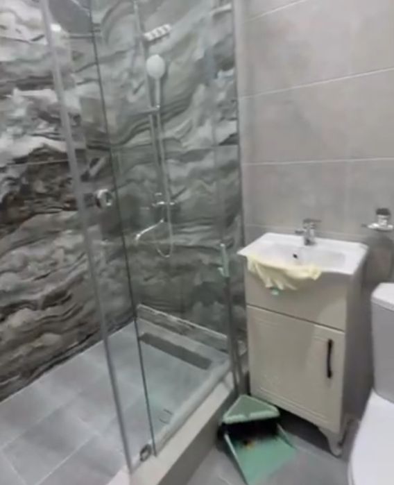 Urganch sh: Nihol maktab yonida yangi domda 2 xona uy ijaraga beriladi