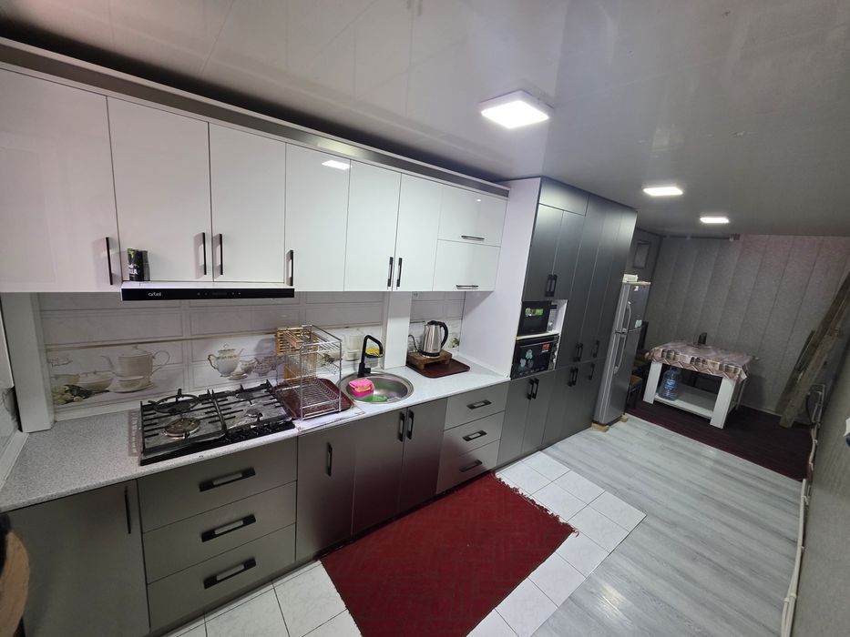 Тошкент тум. Кӯксарой Қ.Ф.Й. Кӯкбӯрик маҳ.  5 хона 11 сот  уй сотилади